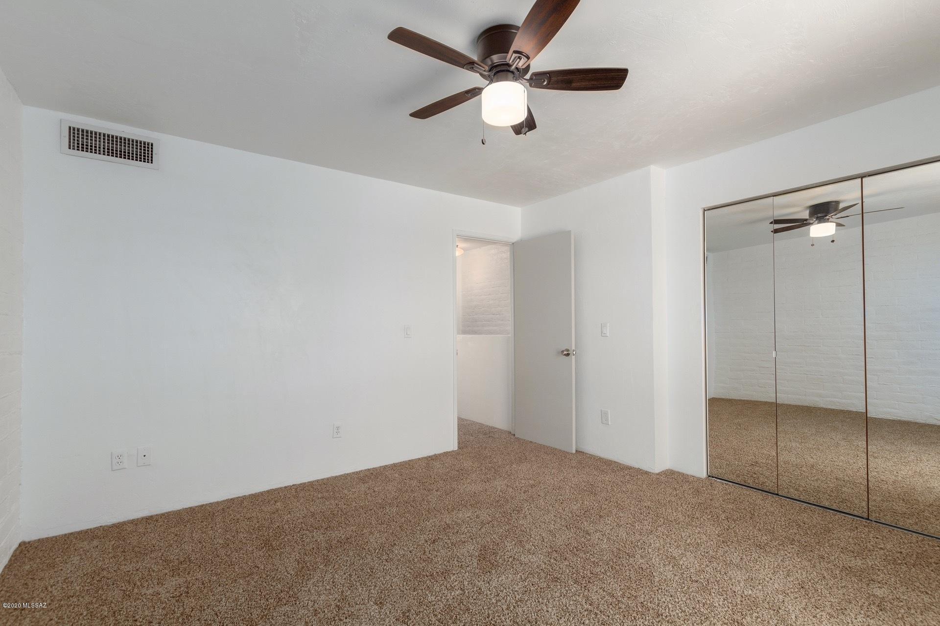 Tucson North Townhome Apts. - Residential