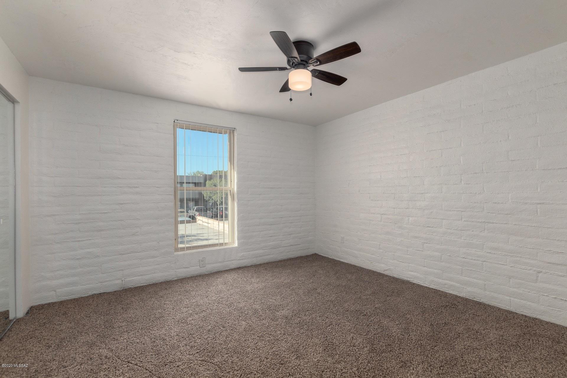 Tucson North Townhome Apts. - Residential