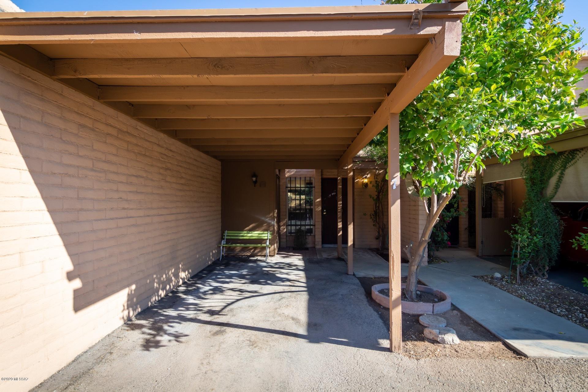 Tucson North Townhome Apts. - Residential