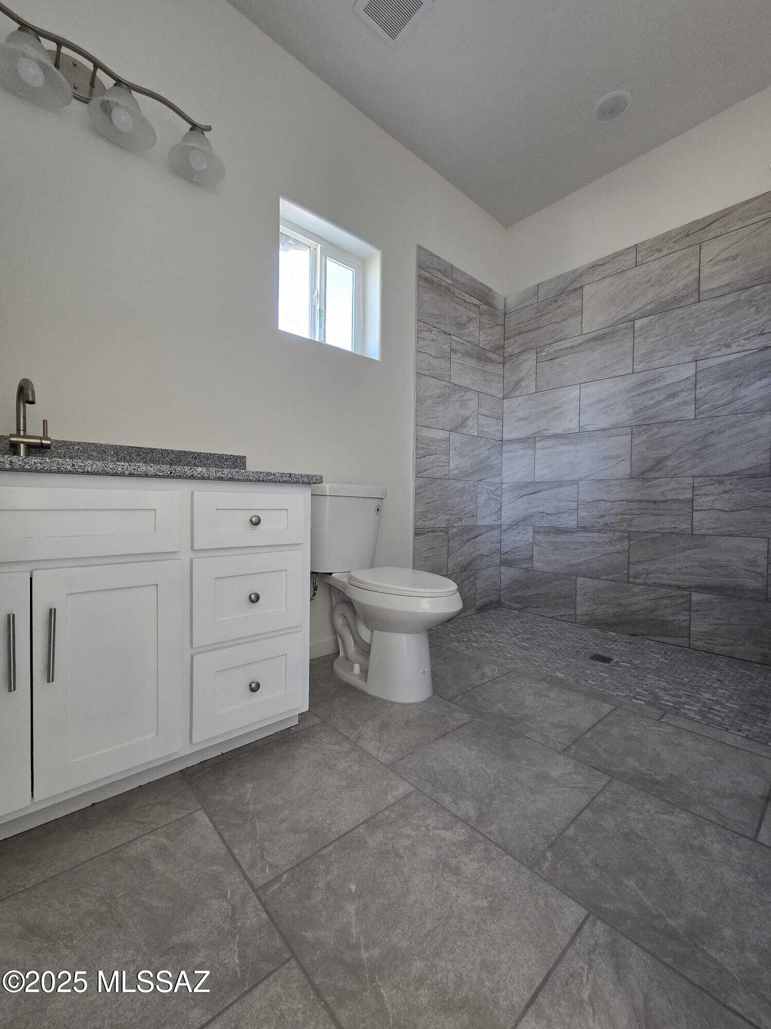 Rio Rico Ranchettes 11 - Residential Lease