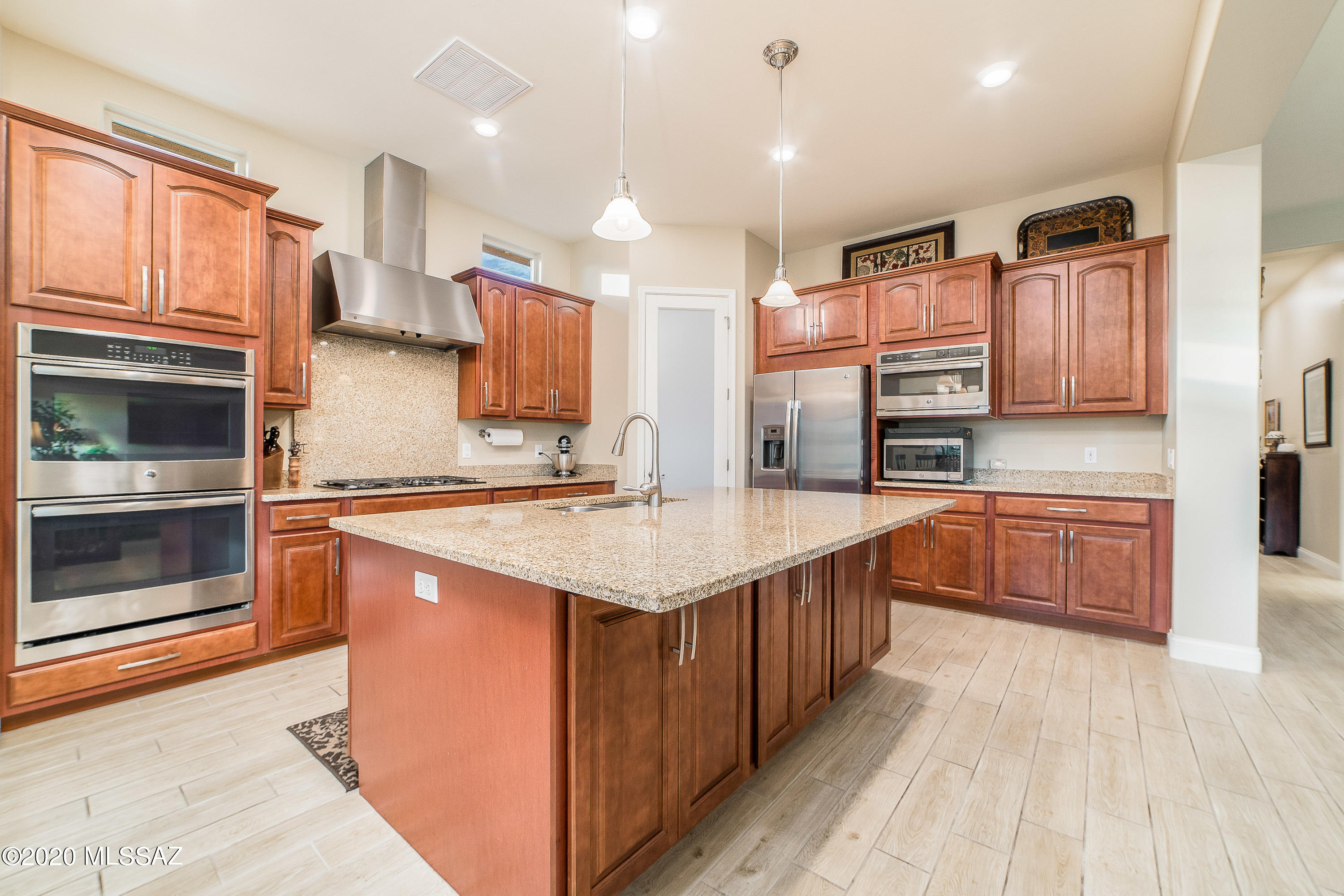 Eagles Rest SQ20152890001 - Residential