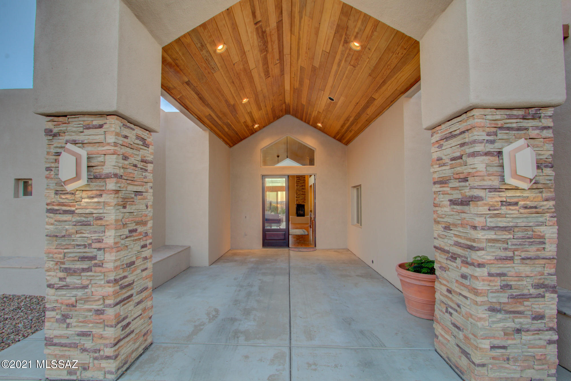 Tucson National Est - Residential