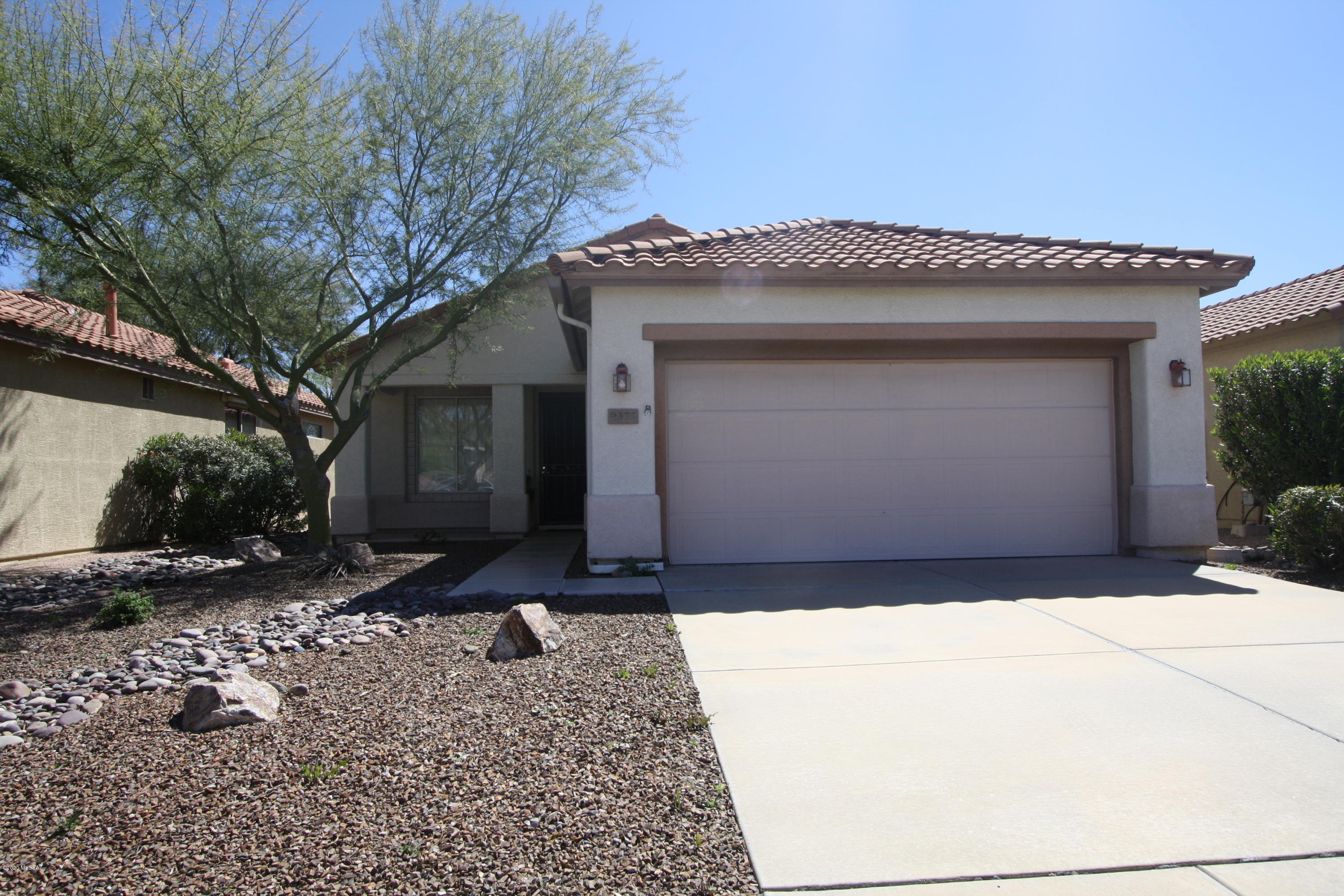 This 55+ adult community is relaxed and carefree with 2 bedrooms/2 bathrooms and alot of community features such as a pool/spa, workout facilities, tennis & more.  Come enjoy the quiet mountain and sunset views.  PROPERTY HAS SOME FURNITURE WHICH CAN BE UTILIZED AND/ OR REMOVED IF NECESSARY.
TENANT OCCUPIED THRU 08/24/2020


THIS IS A 55+ ADULT COMMUNITY