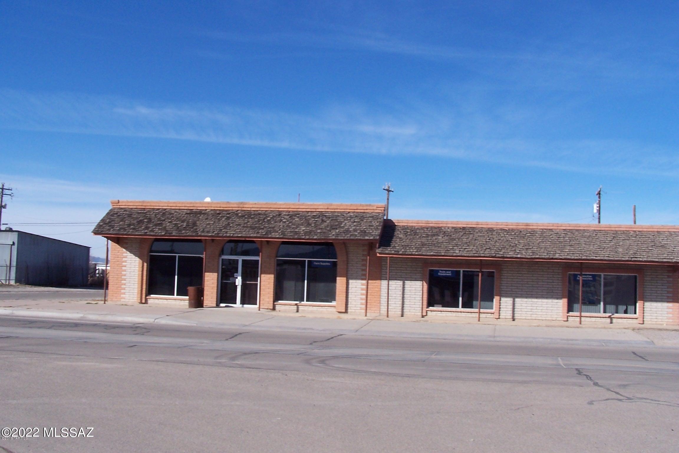 Vineyards here is your opportunity to have a warehouse ,cold storage and wine tasting room all in one  for your vineyard.    10,425 sq ft Building is ready to go . 3 large petitioned off rooms insulated with AC units for Cold storage.   Other part of building also have AC in it.   Lots of room for wine barrel storage.   Area to make your wine .  One large rollup door.  2 other doors to enter warehouse part of building.   Office inside, 2 bathrooms .  Heated and cooled.    Or this building could be used for a warehouse storage.   8 covered parking spaces    .7 acres Chain linked for parking with barb wire and gate.   Great Access from Haskell and I-10       
Building can be converted to what ever you would like it to be,.   It is slump block construction.   Great Bones.