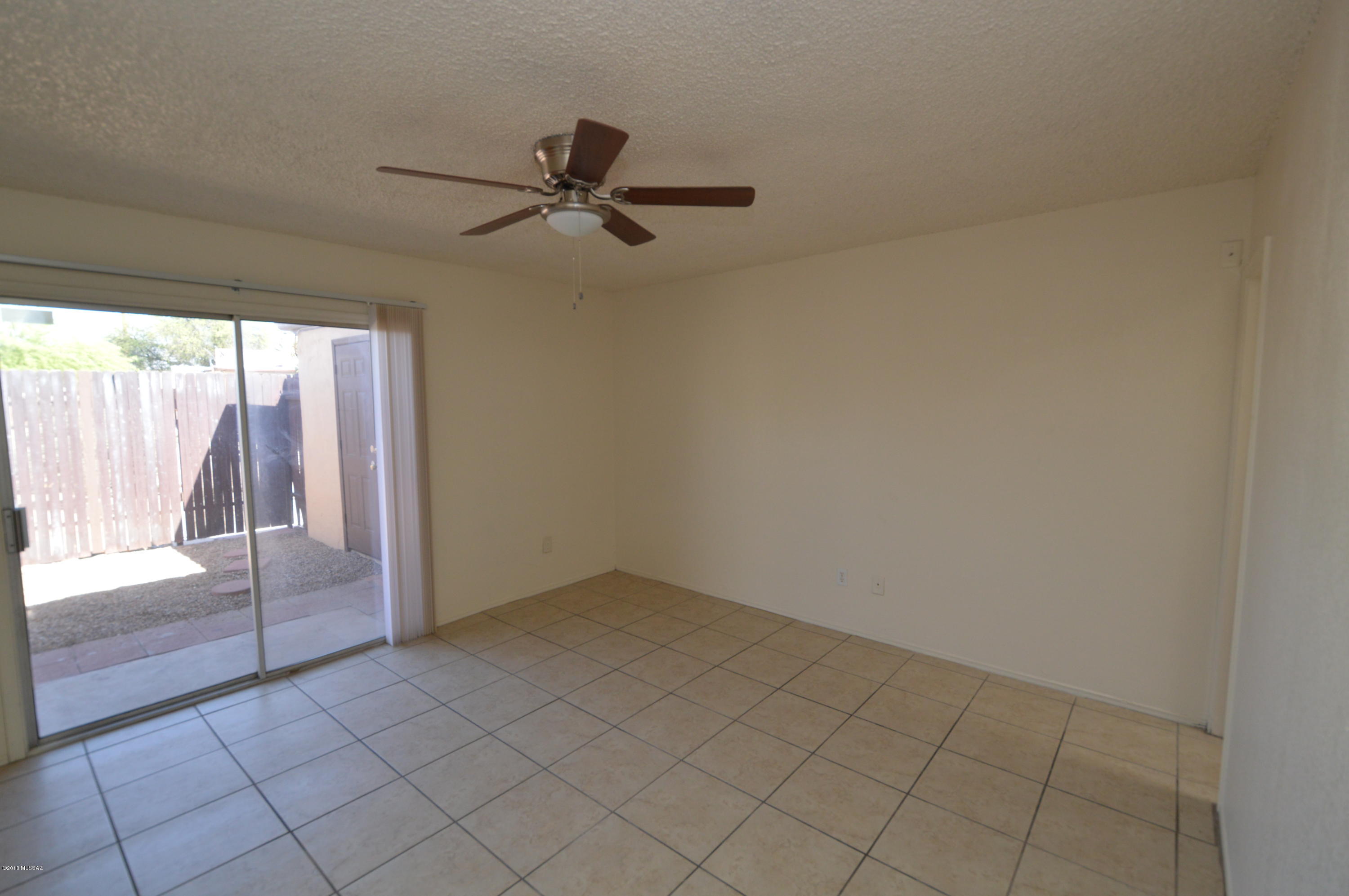 Pantano Park Townhouses - Residential Lease