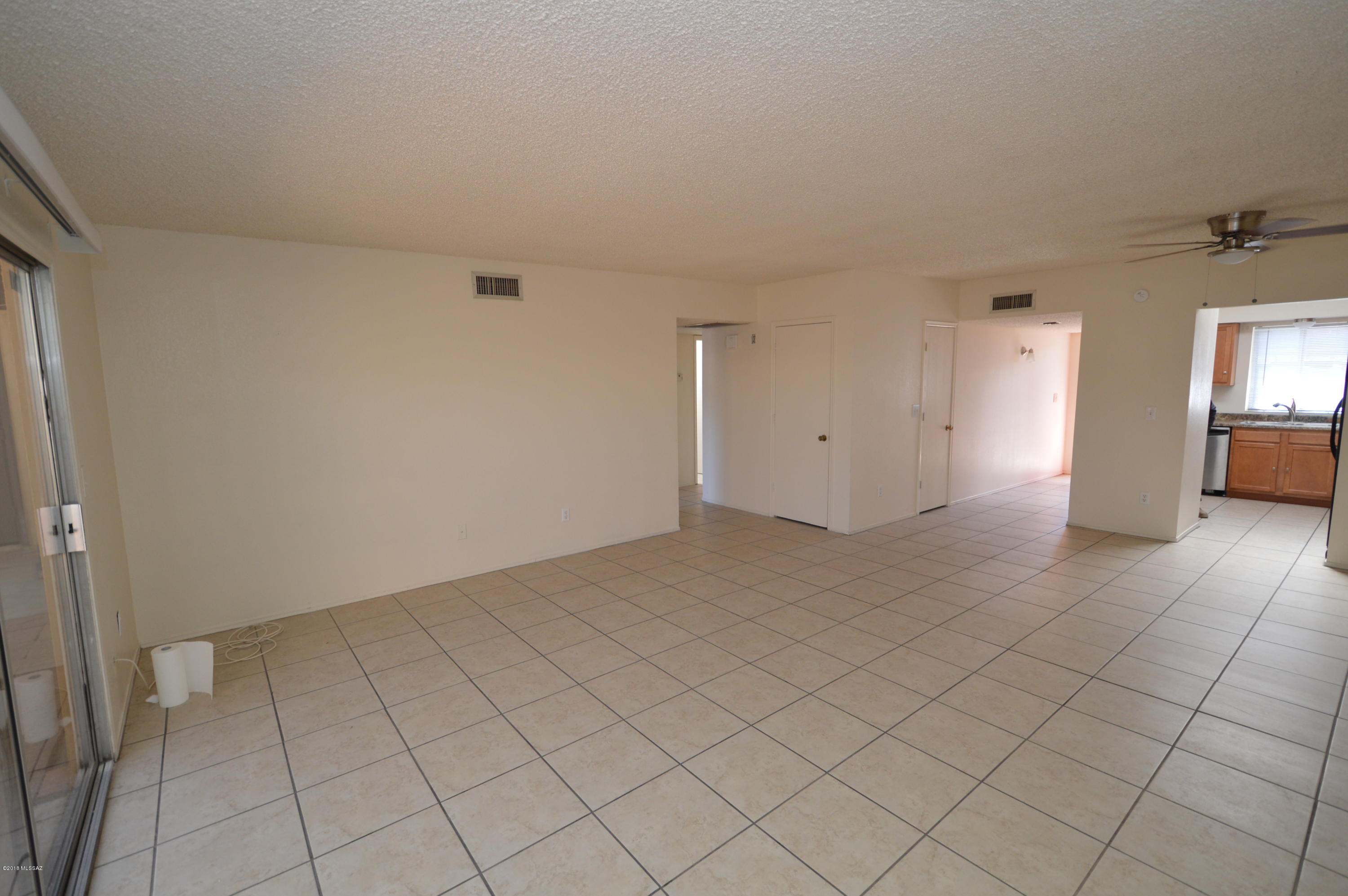 Pantano Park Townhouses - Residential Lease