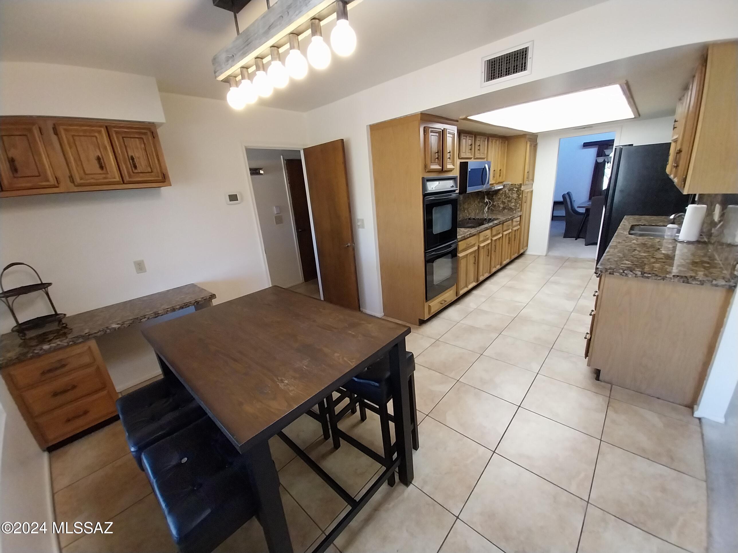 Cimarron Foothills Estates (98-179) - Residential Lease
