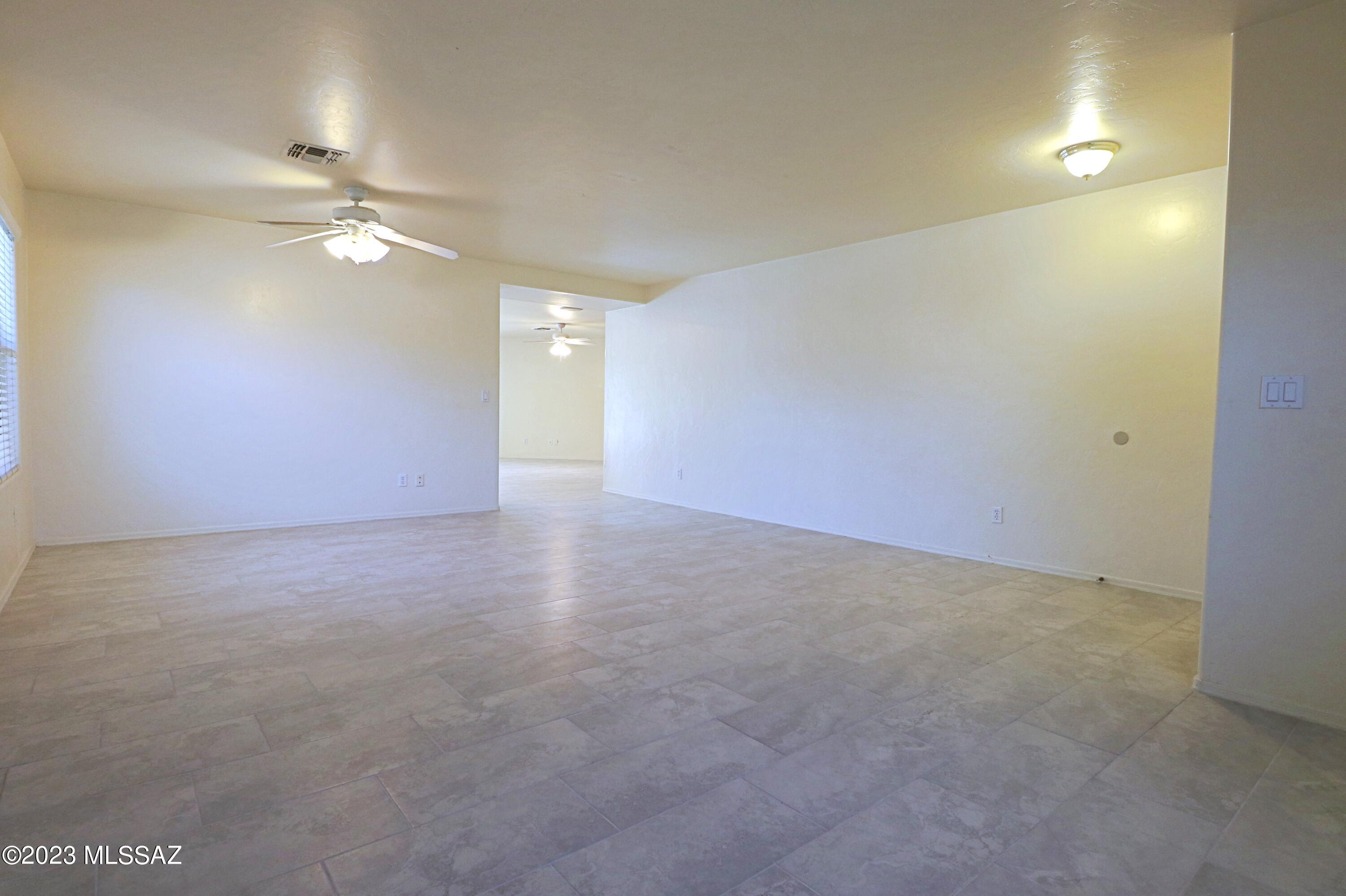 Rancho Del Lago (1-100) - Residential Lease