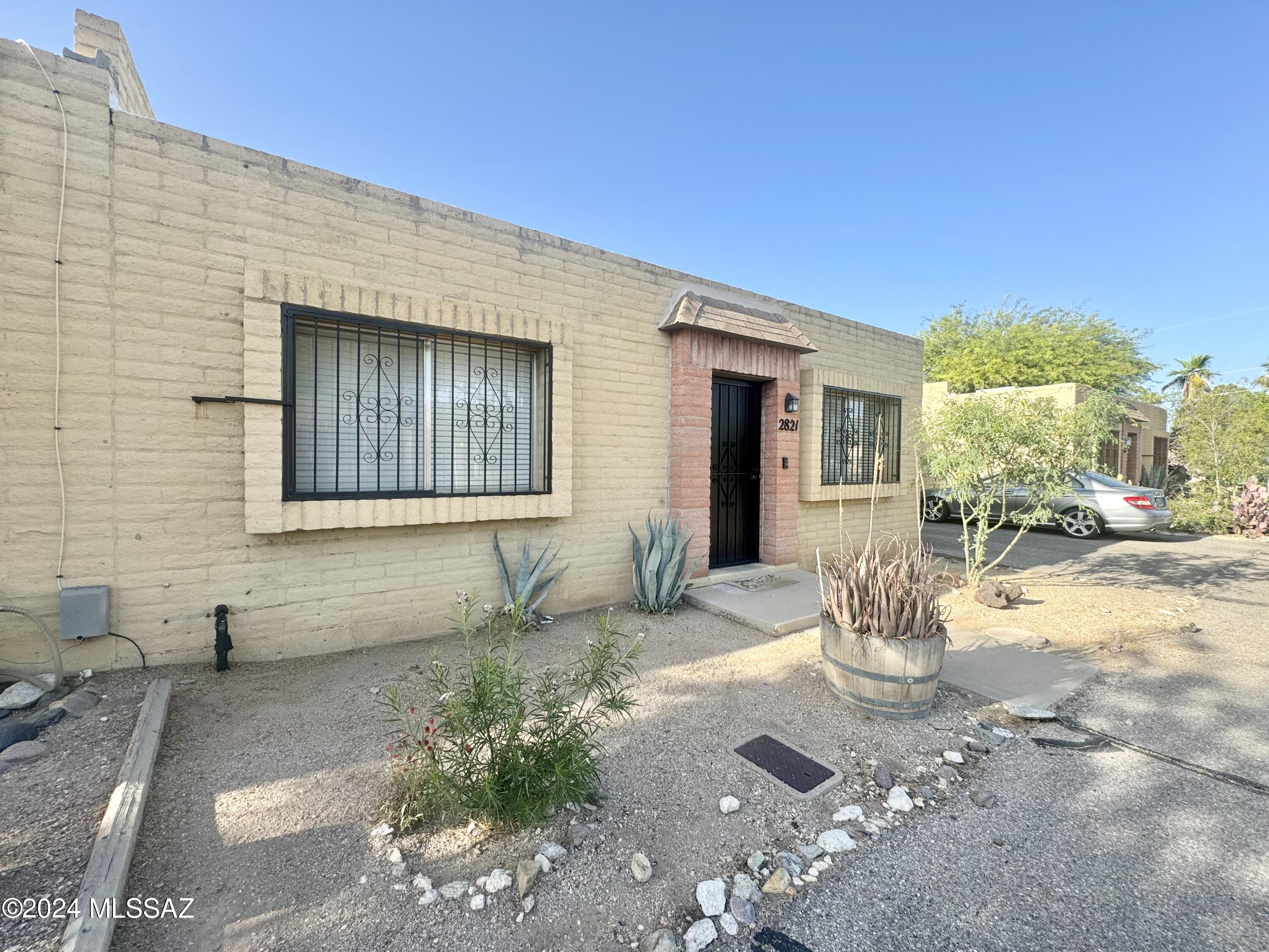 Casitas De Coronado (1-25) - Residential