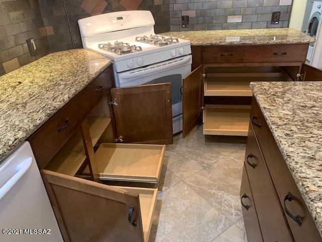 Canada Ridge (1-126) - Residential