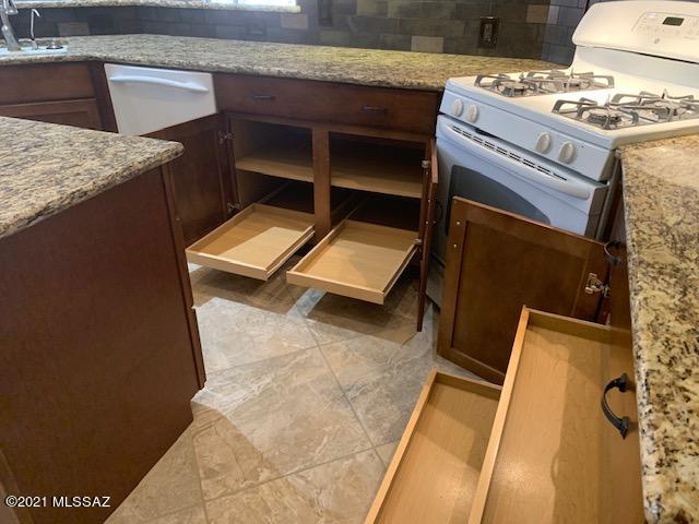 Canada Ridge (1-126) - Residential