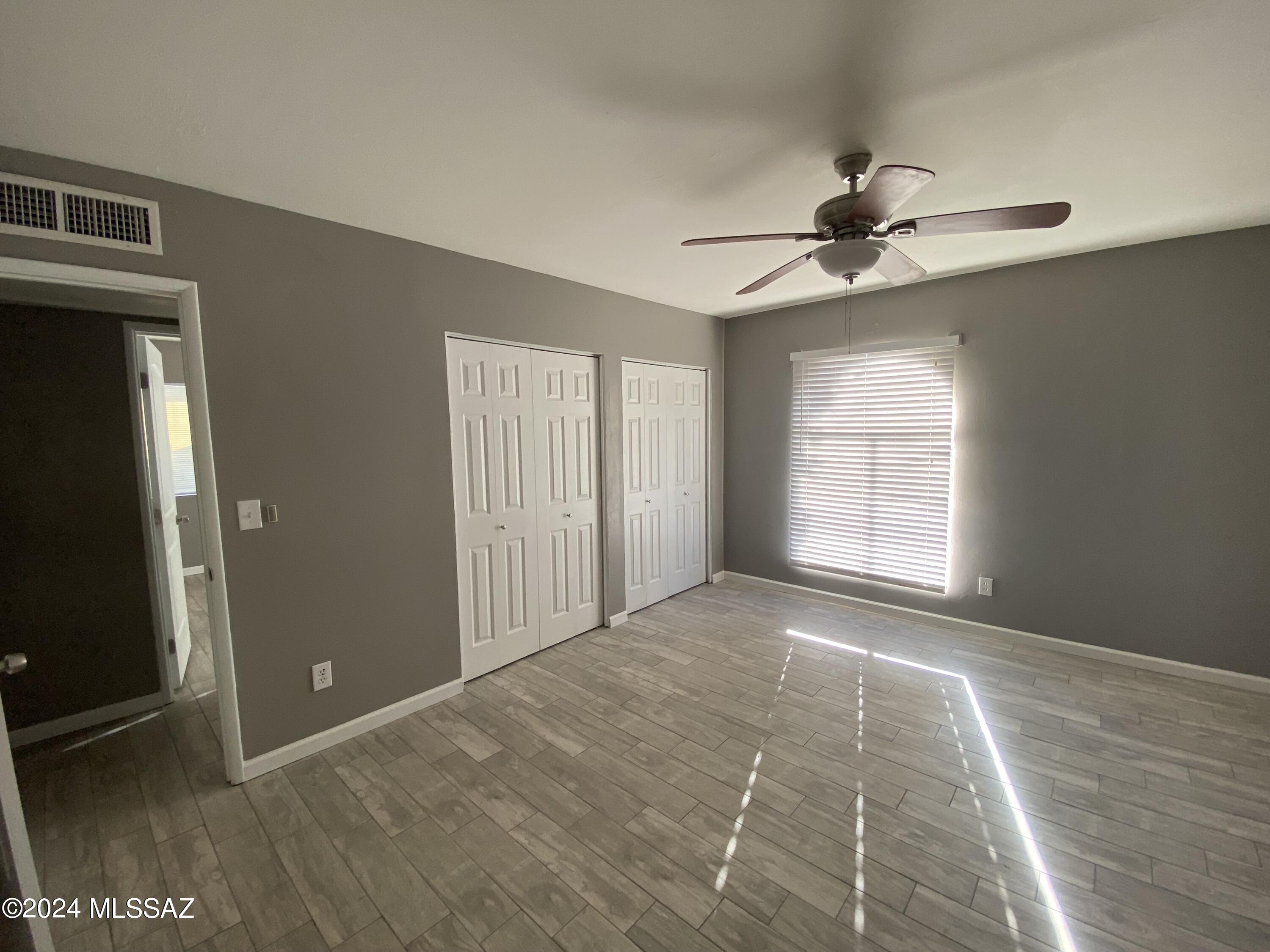 Broadway East (1-112) - Residential Lease