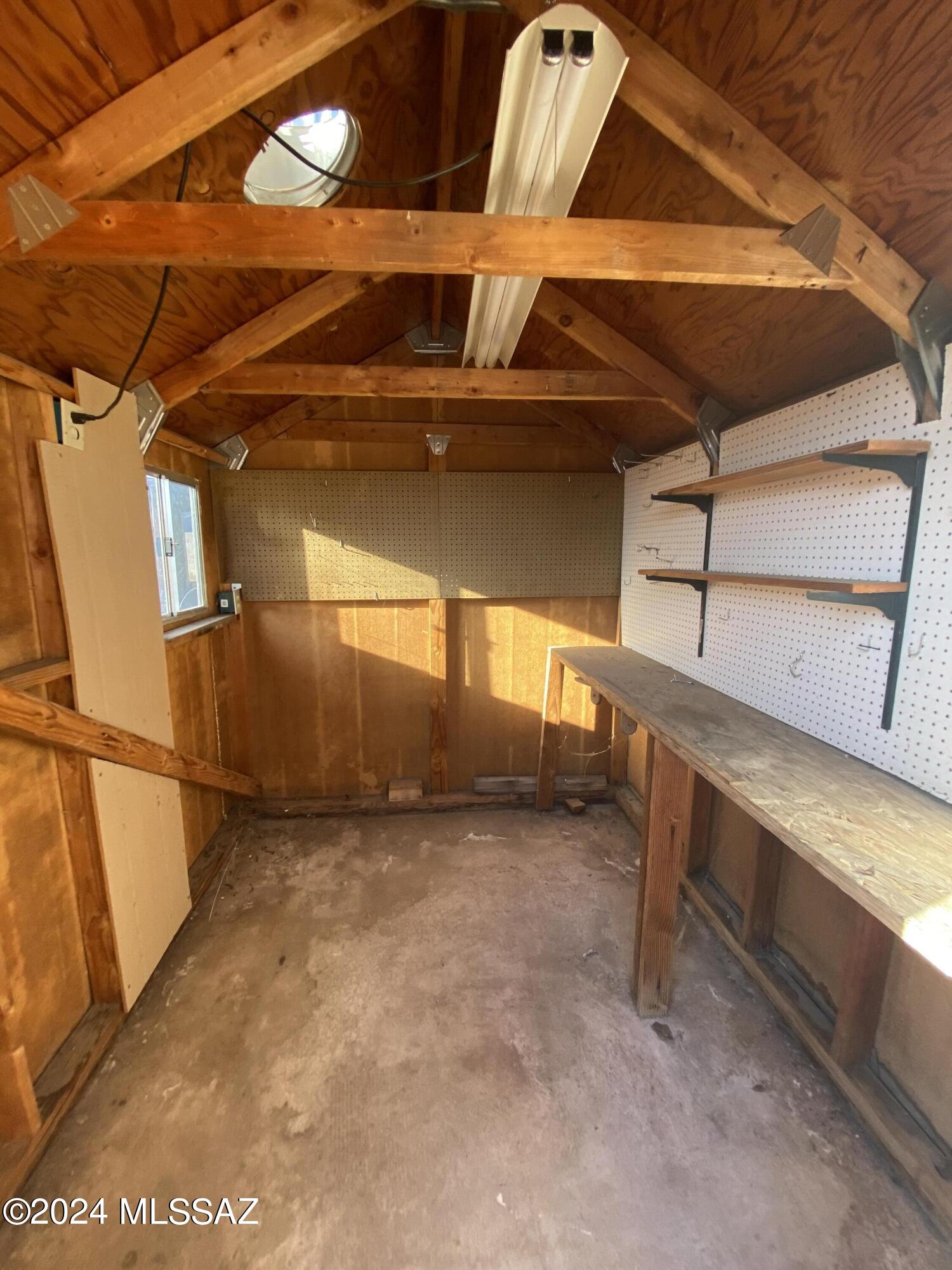 Broadway East (1-112) - Residential Lease