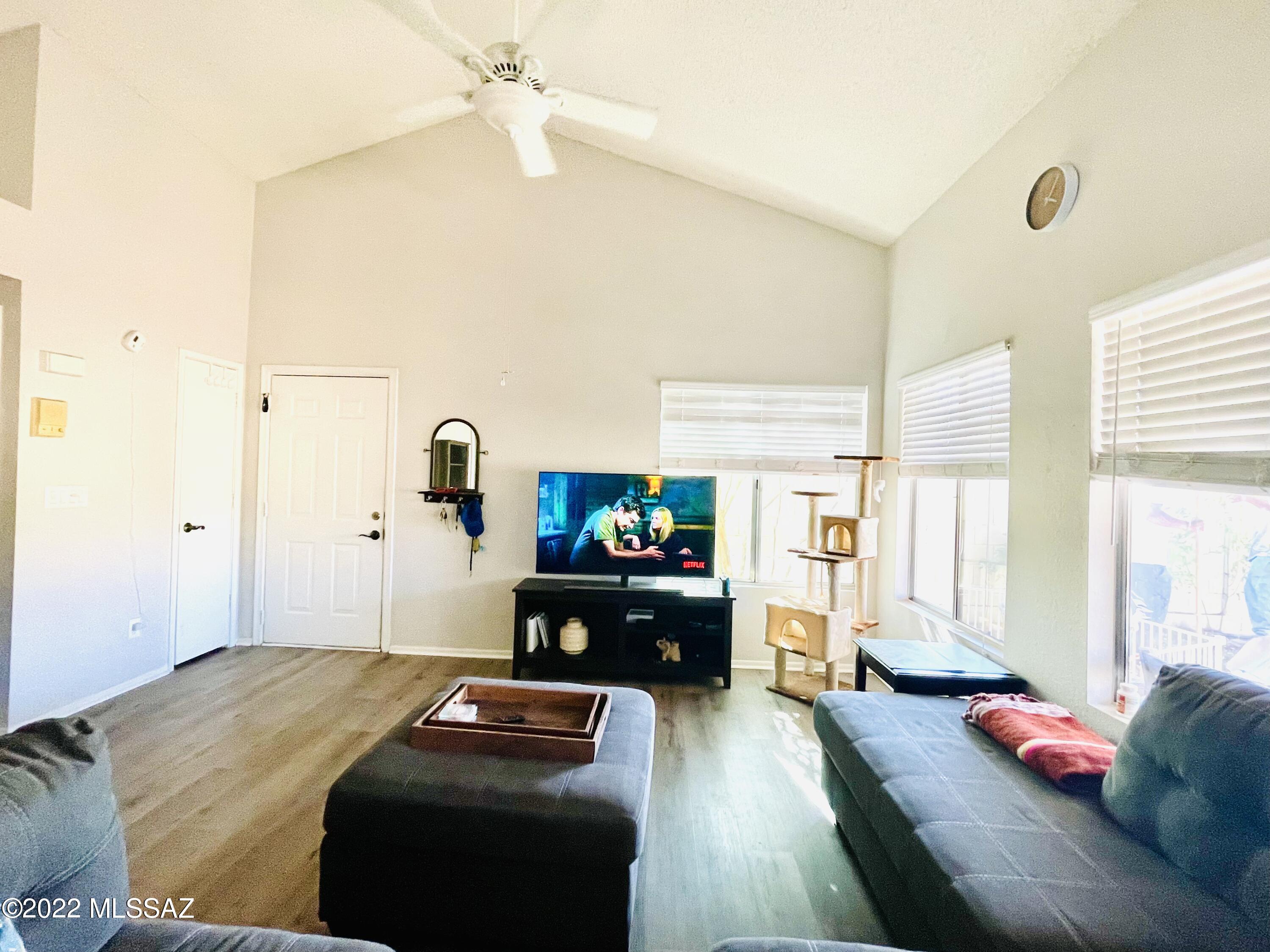 Saddlewood Villas (1-102) - Residential