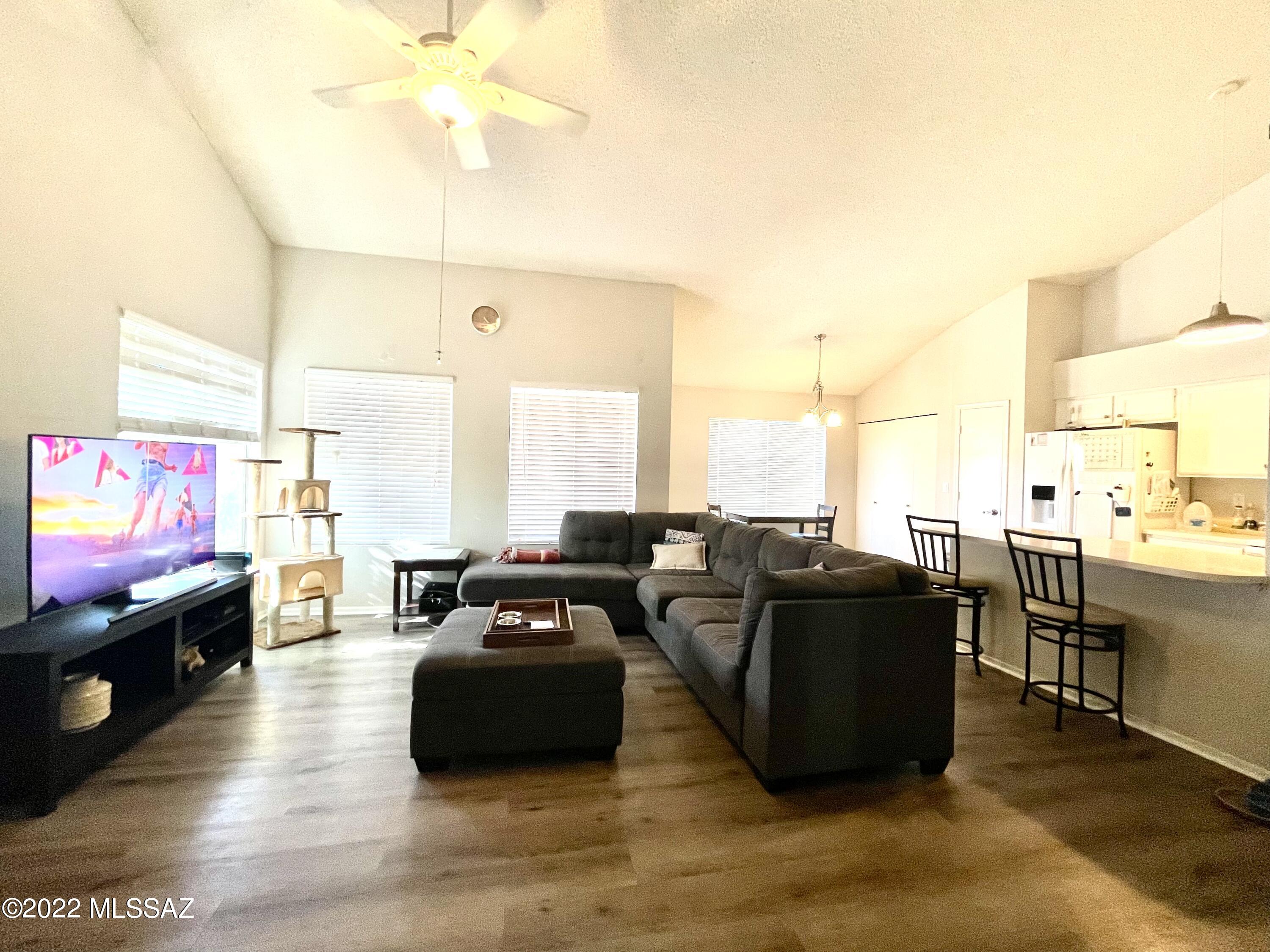 Saddlewood Villas (1-102) - Residential