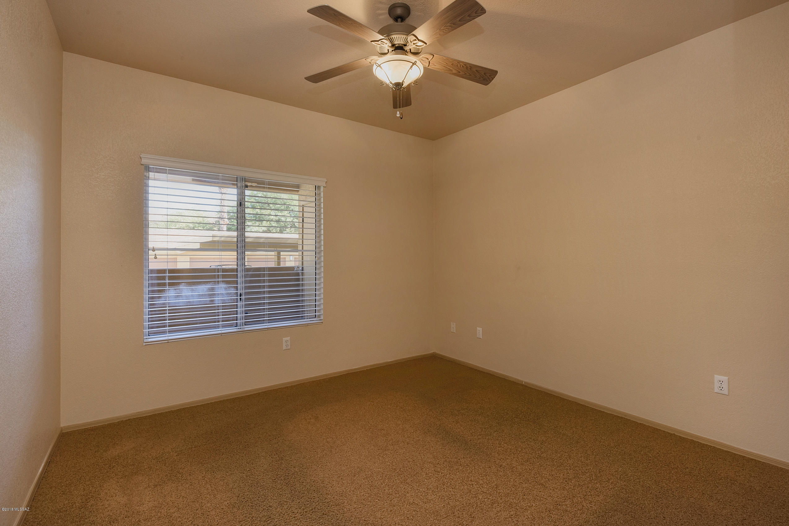Pinnacle Canyon Condominium - Residential