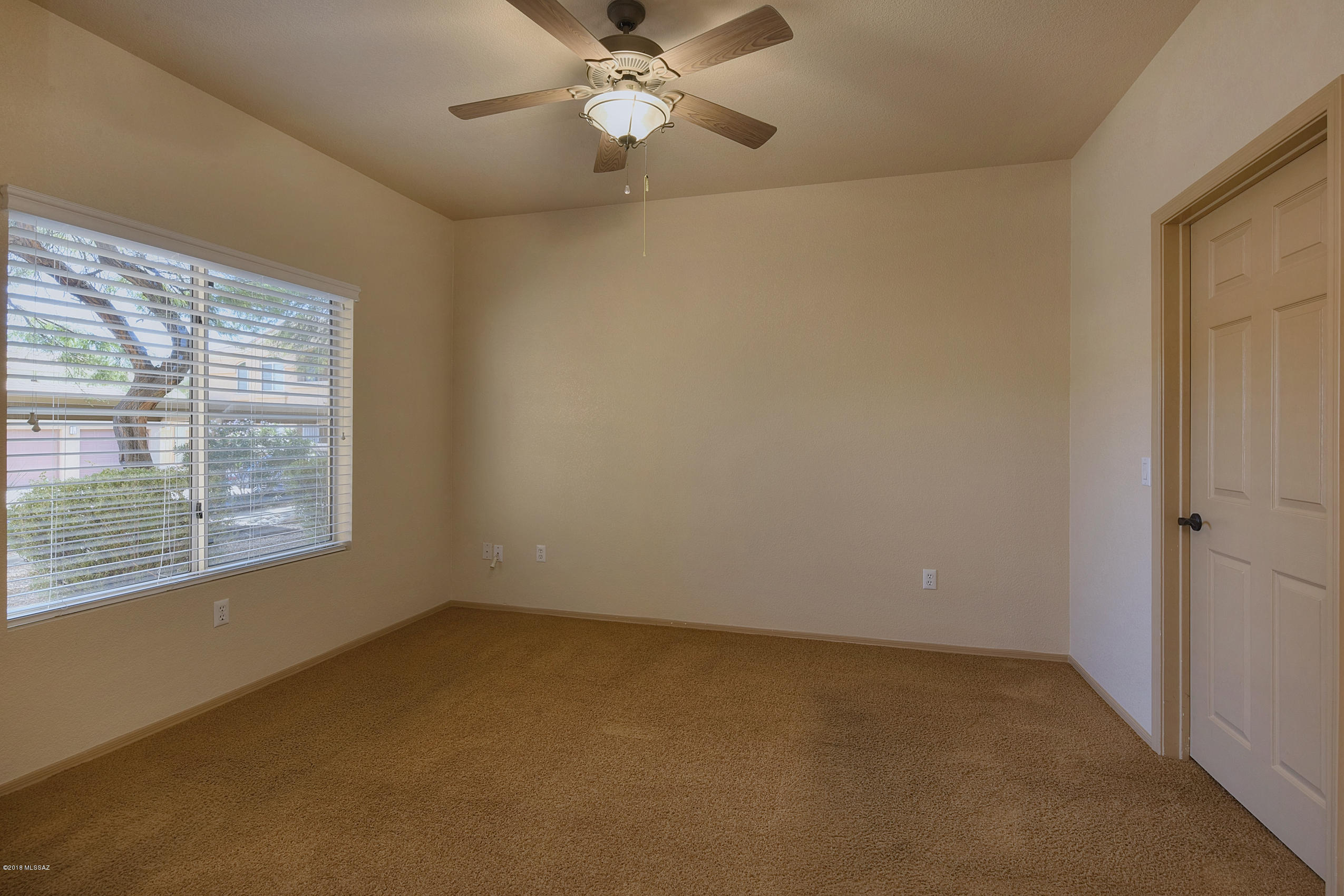 Pinnacle Canyon Condominium - Residential