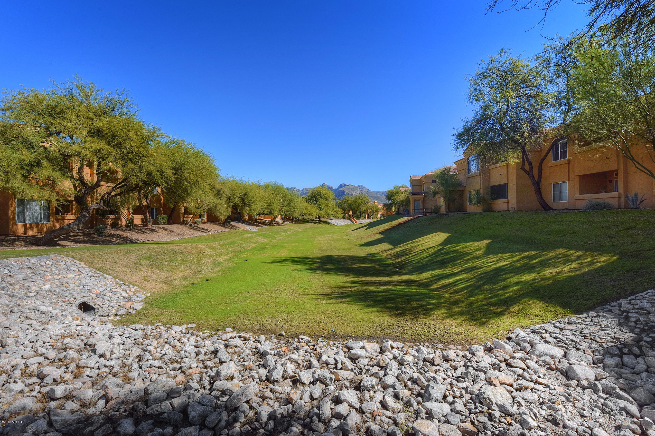 Pinnacle Canyon Condominium - Residential