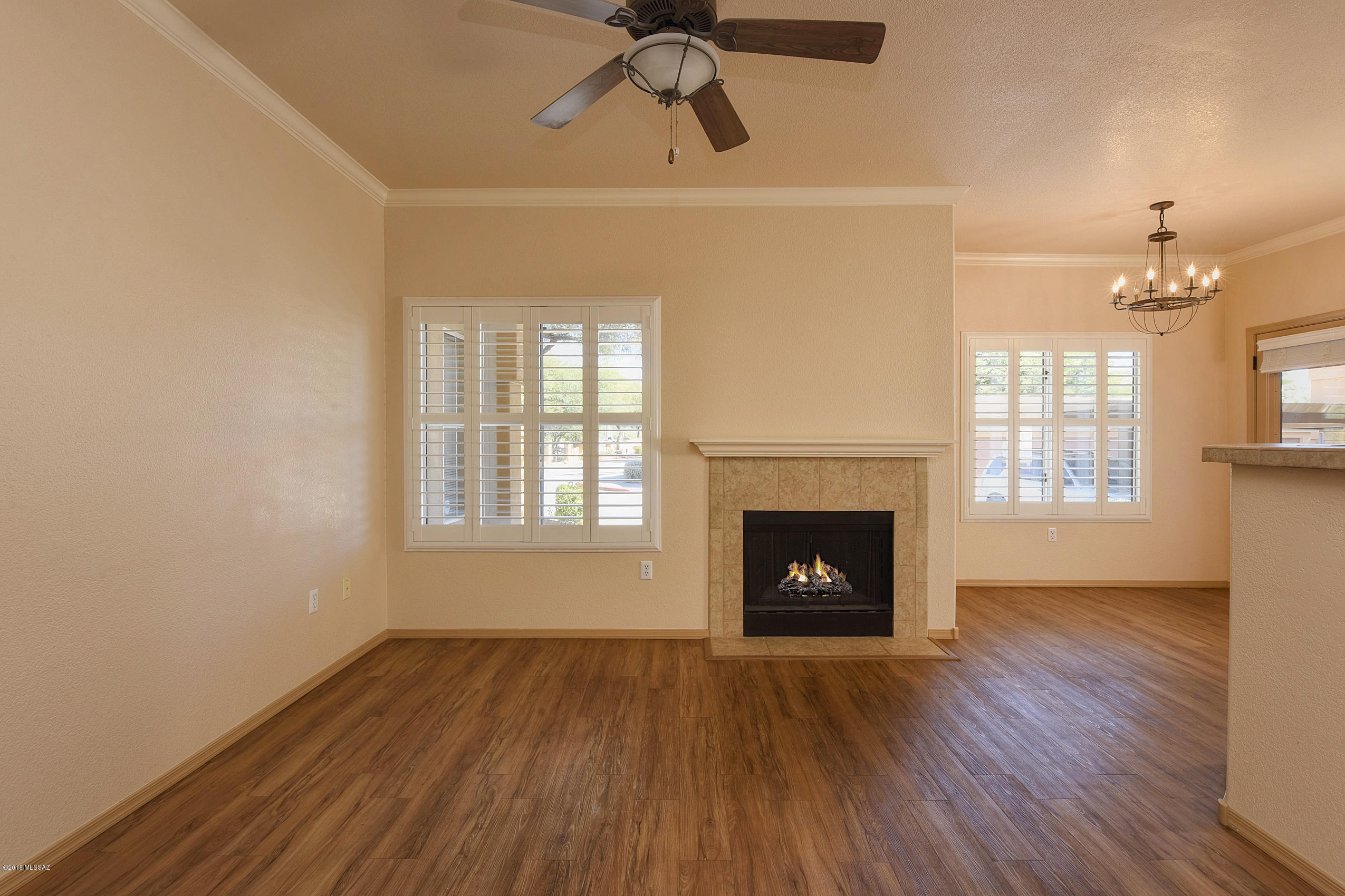 Pinnacle Canyon Condominium - Residential