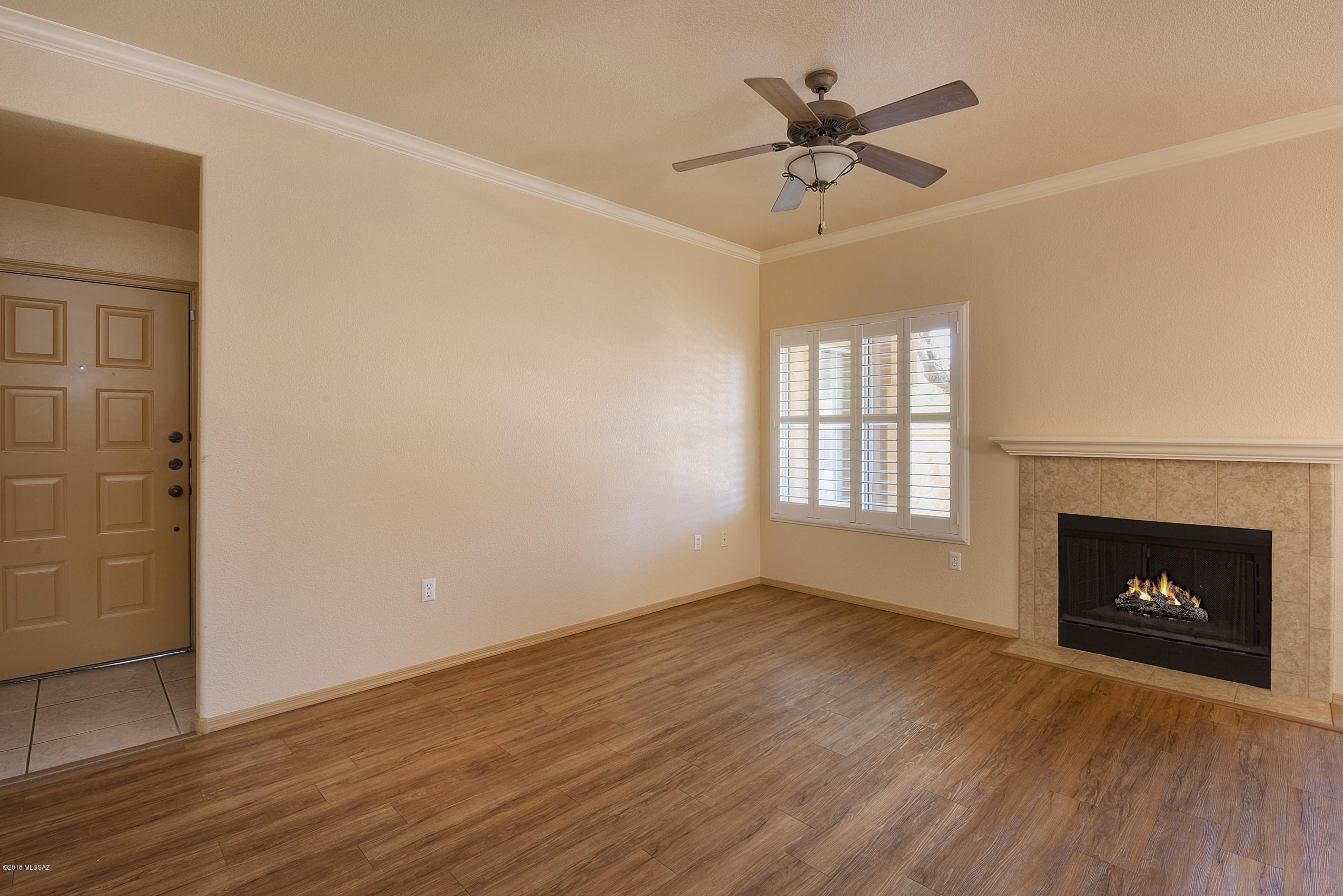 Pinnacle Canyon Condominium - Residential