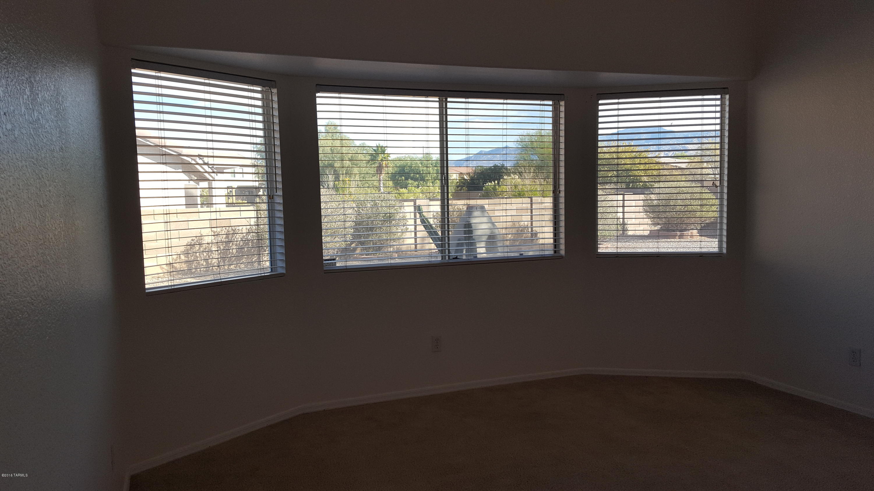 Bluffs (The) 2 - Residential Lease