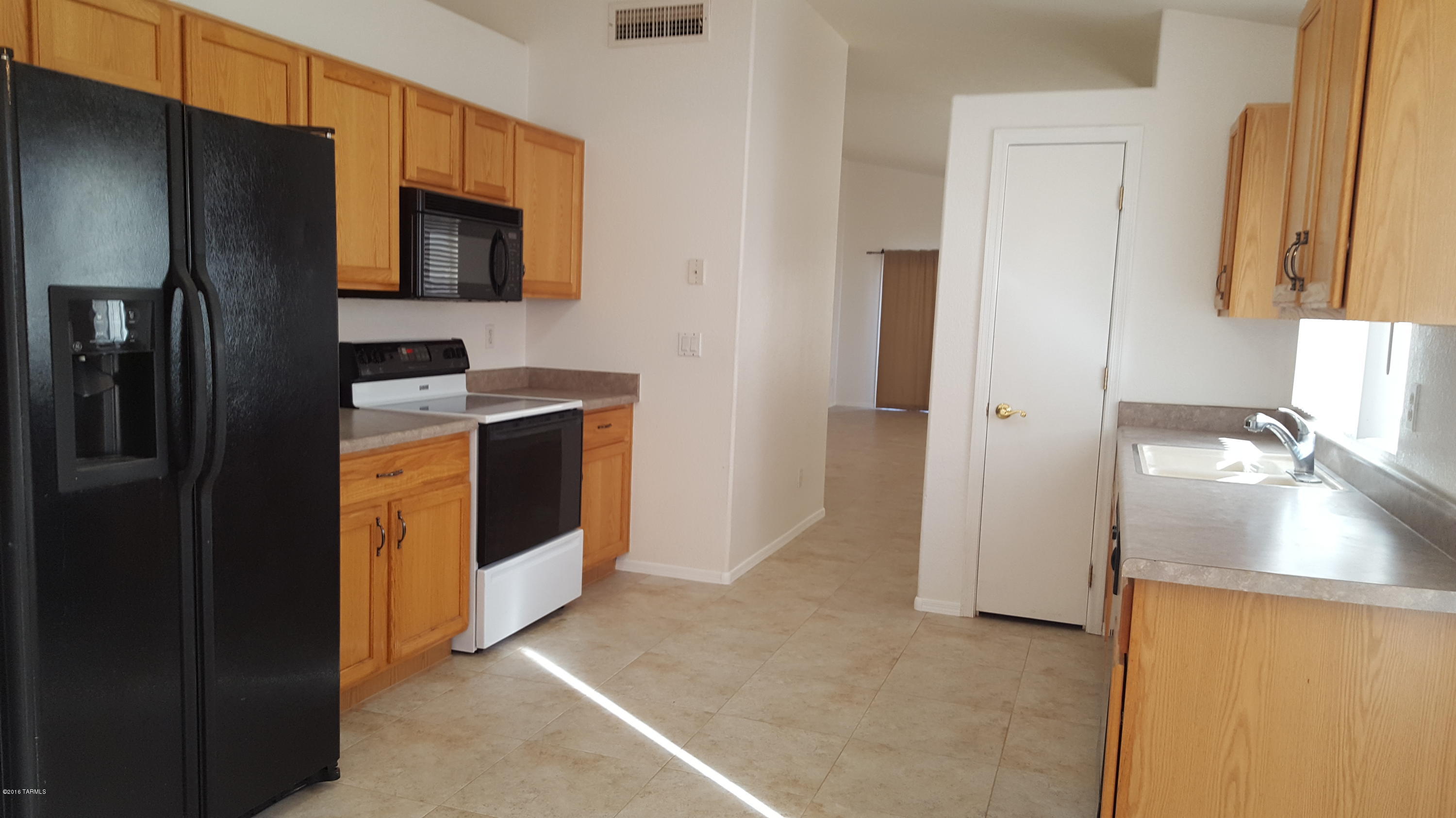 Bluffs (The) 2 - Residential Lease