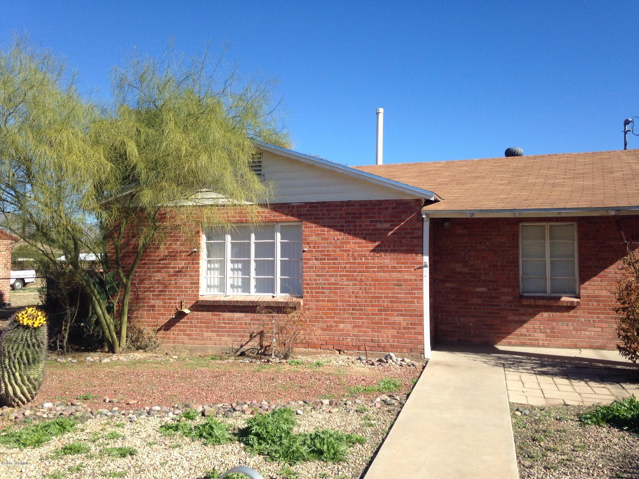 Catalina Poultry Acres NO 3 - Residential Lease