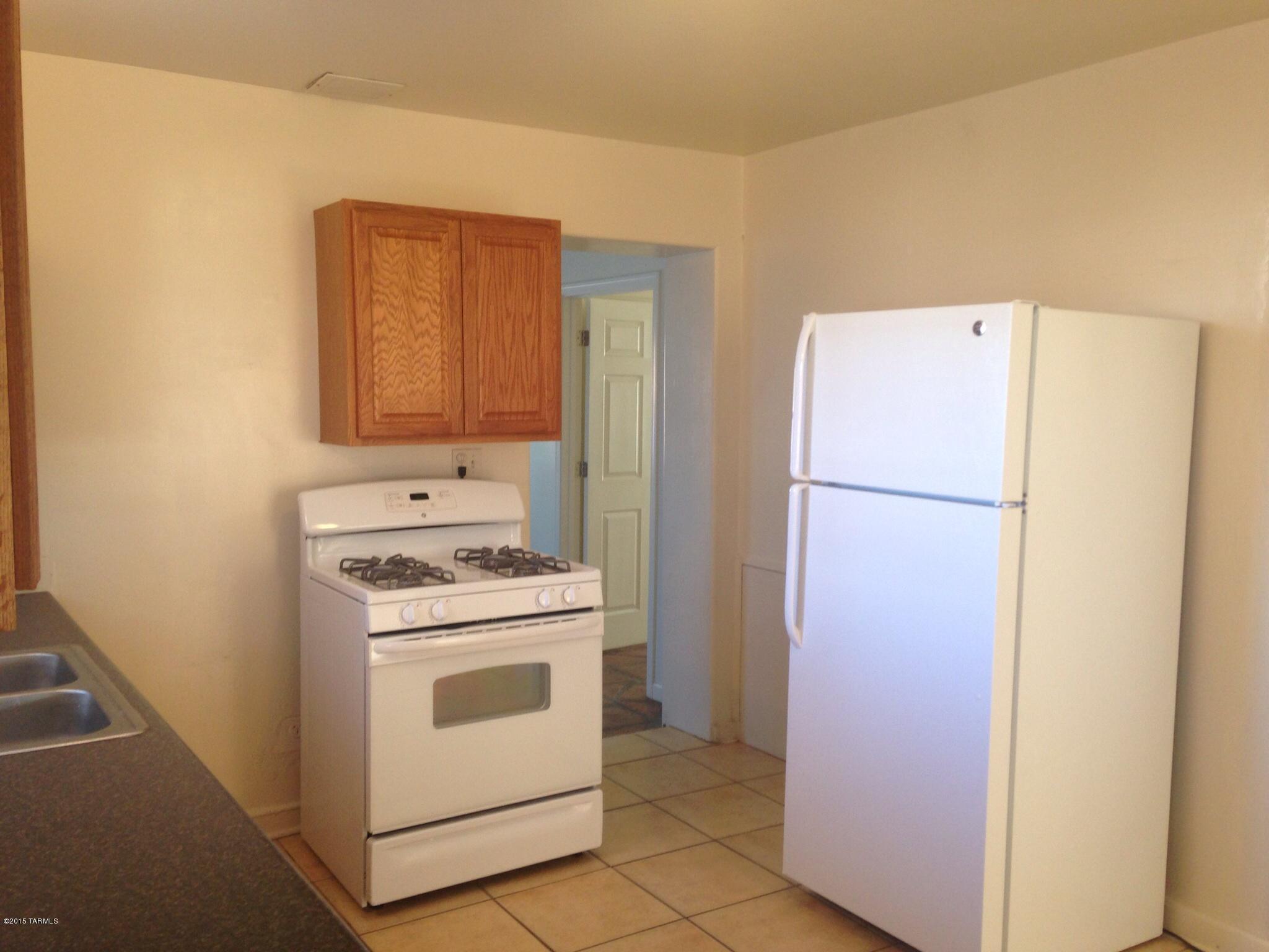 Catalina Poultry Acres NO 3 - Residential Lease