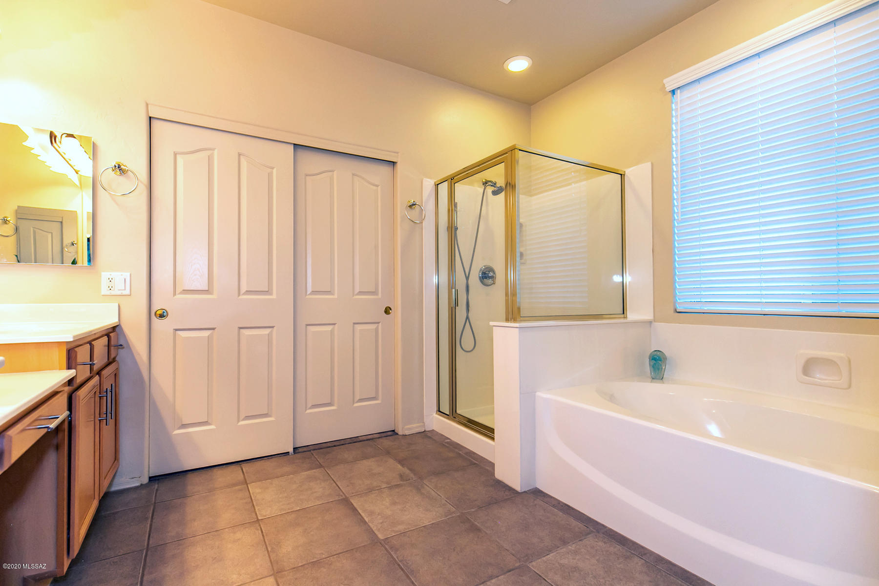 Sabino Mountain (1-290) - Residential