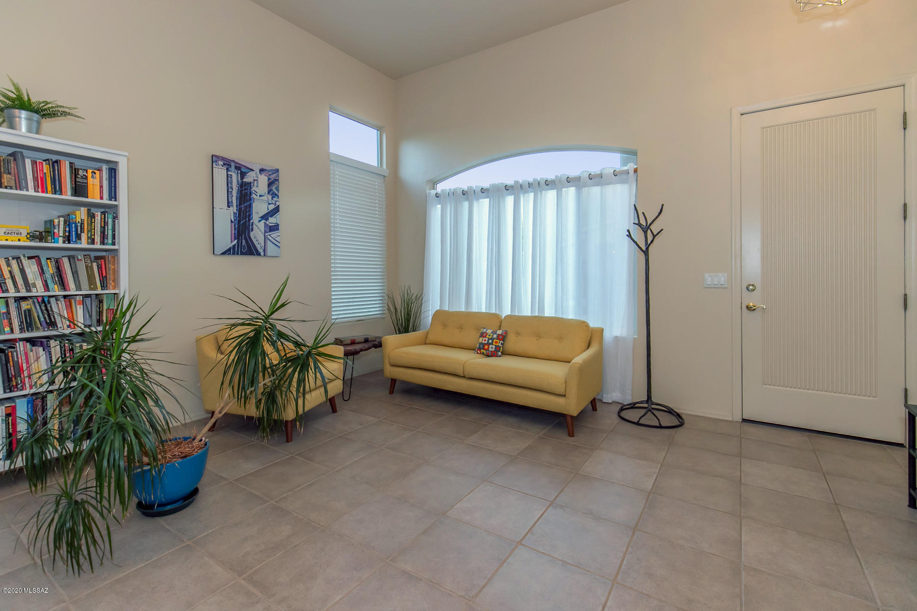 Sabino Mountain (1-290) - Residential