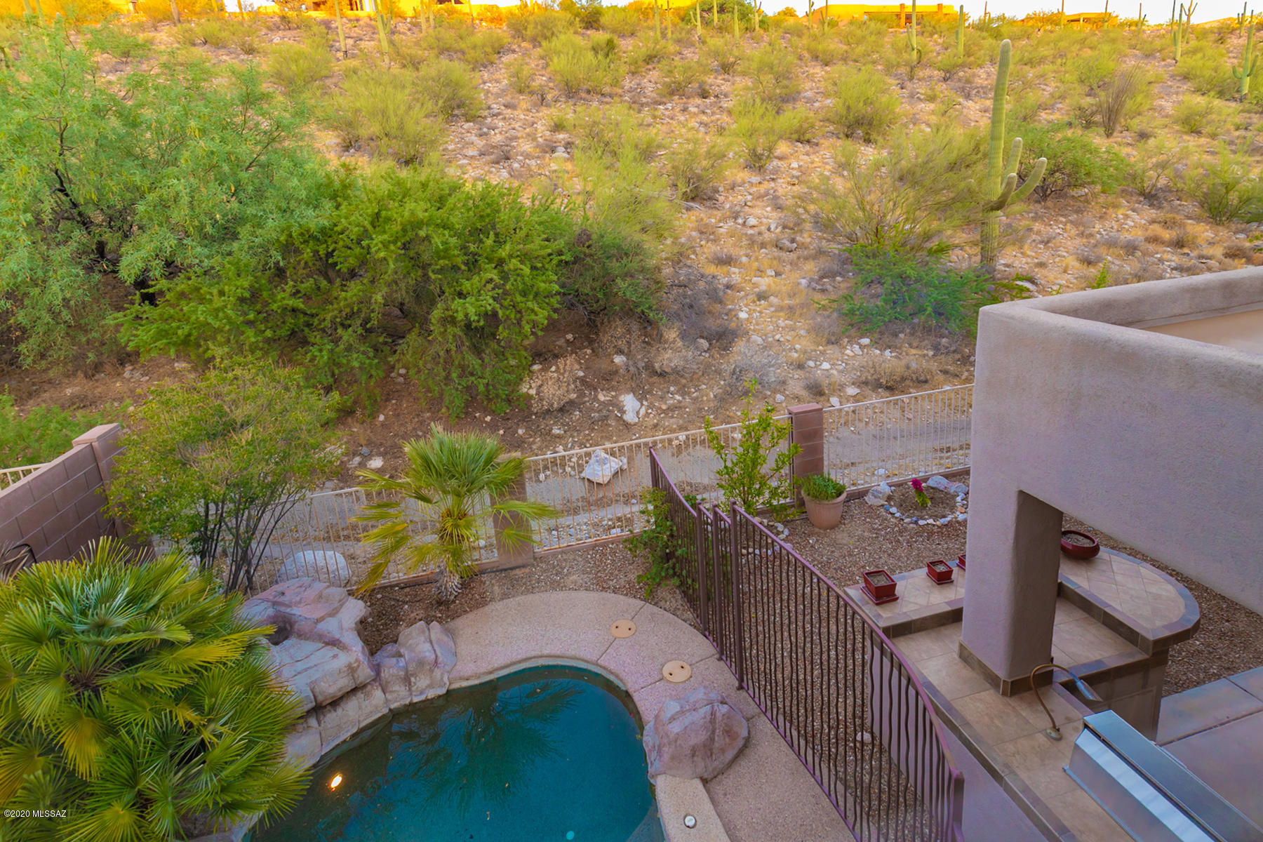 Sabino Mountain (1-290) - Residential