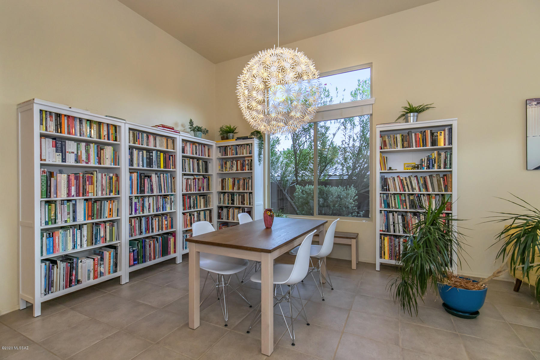 Sabino Mountain (1-290) - Residential