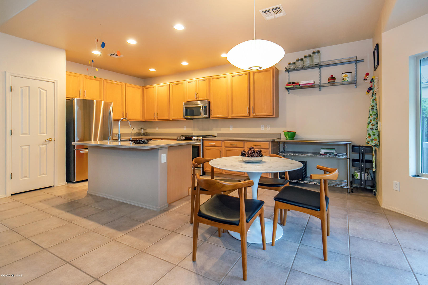 Sabino Mountain (1-290) - Residential