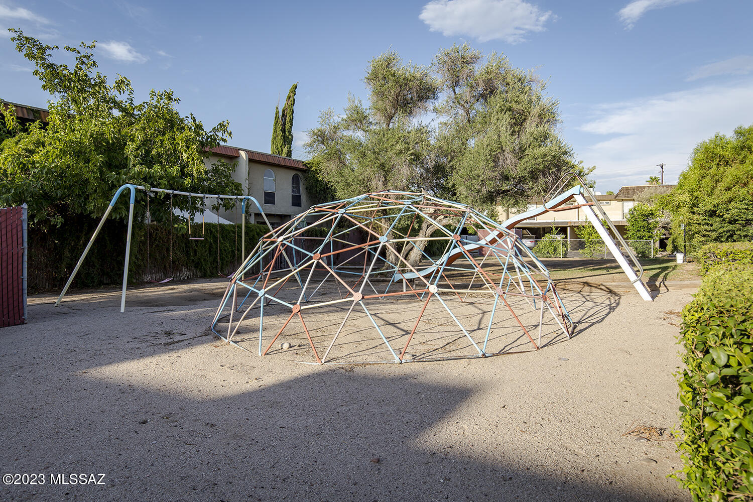 Valle Cereza (1-59) - Residential