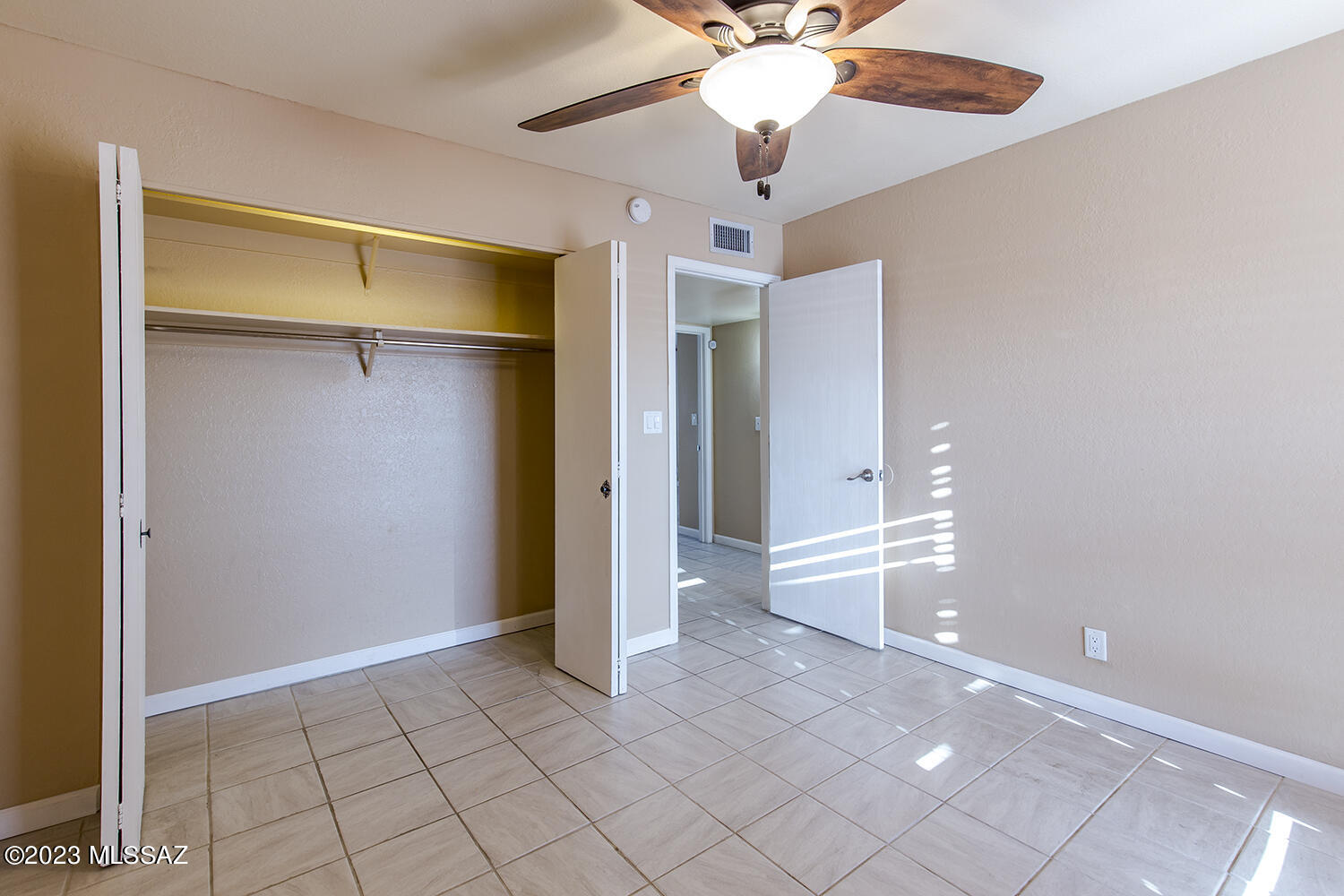 Valle Cereza (1-59) - Residential