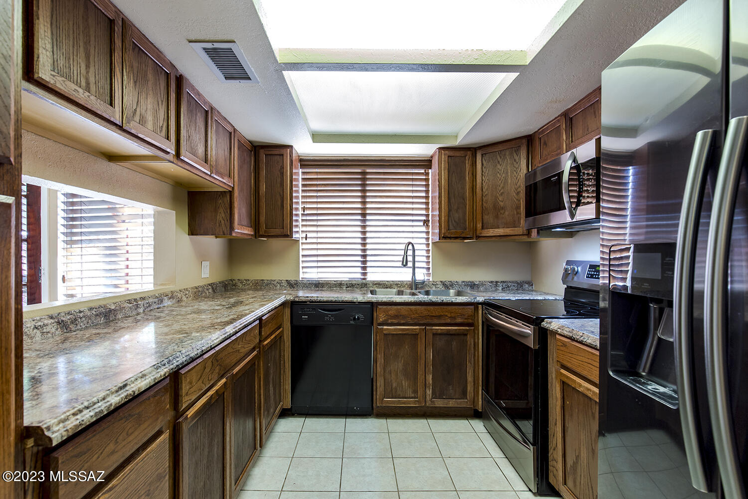 Valle Cereza (1-59) - Residential