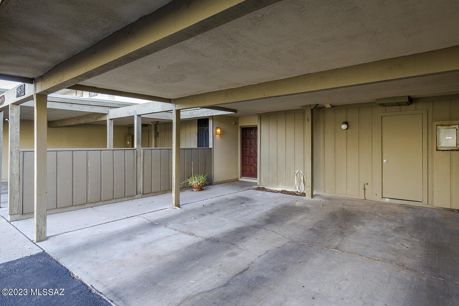 Valle Cereza (1-59) - Residential