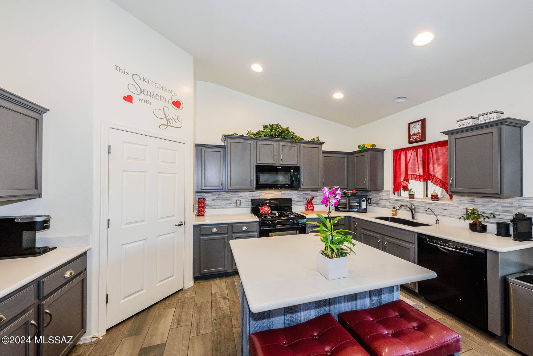 New Tucson Unit NO. 5 (1-312) - Residential