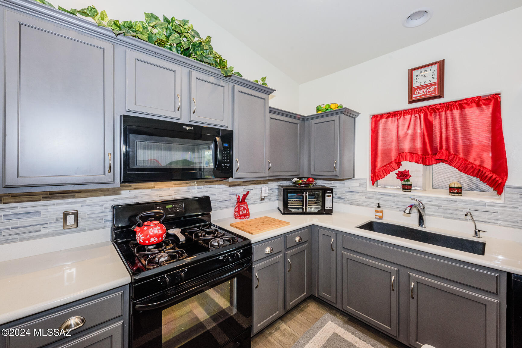 New Tucson Unit NO. 5 (1-312) - Residential