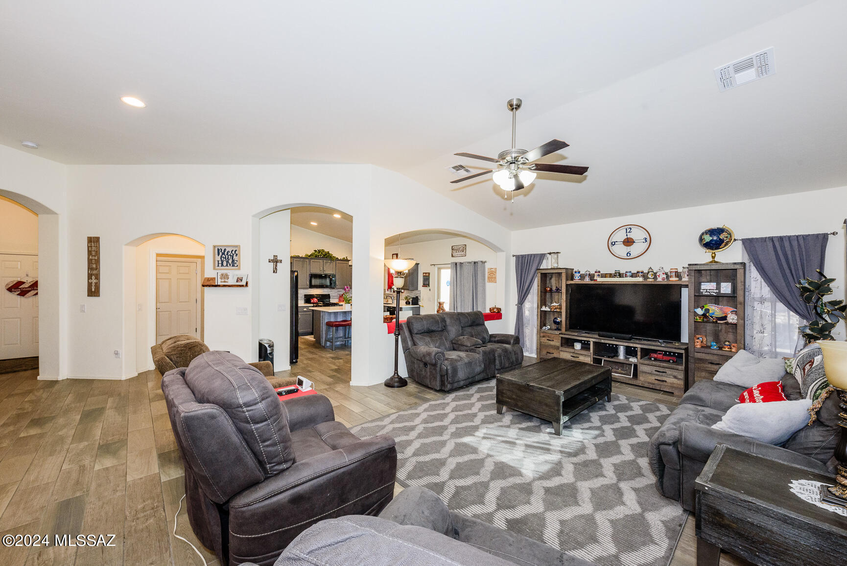 New Tucson Unit NO. 5 (1-312) - Residential