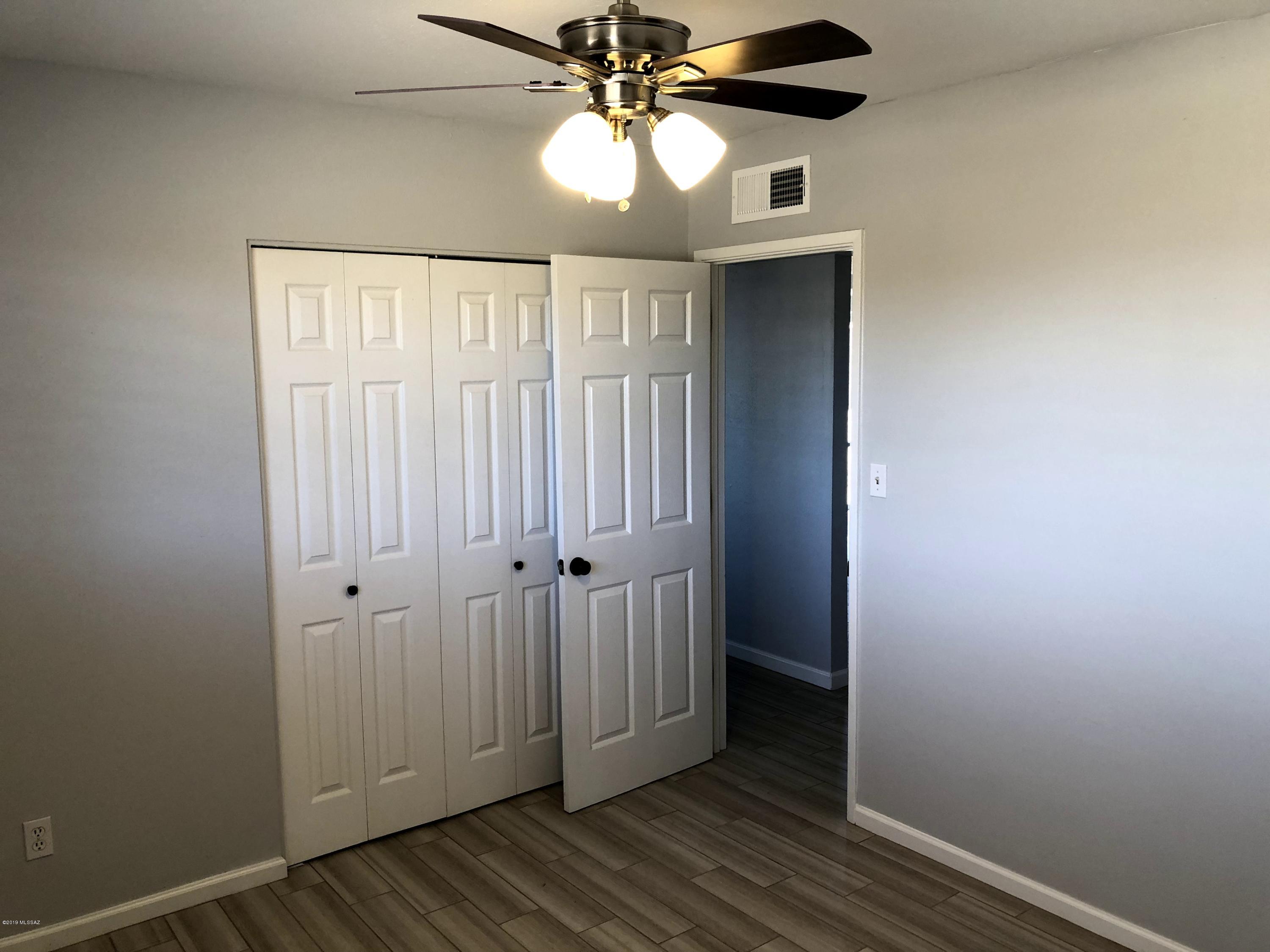 Oracle Village Estates - Residential Lease