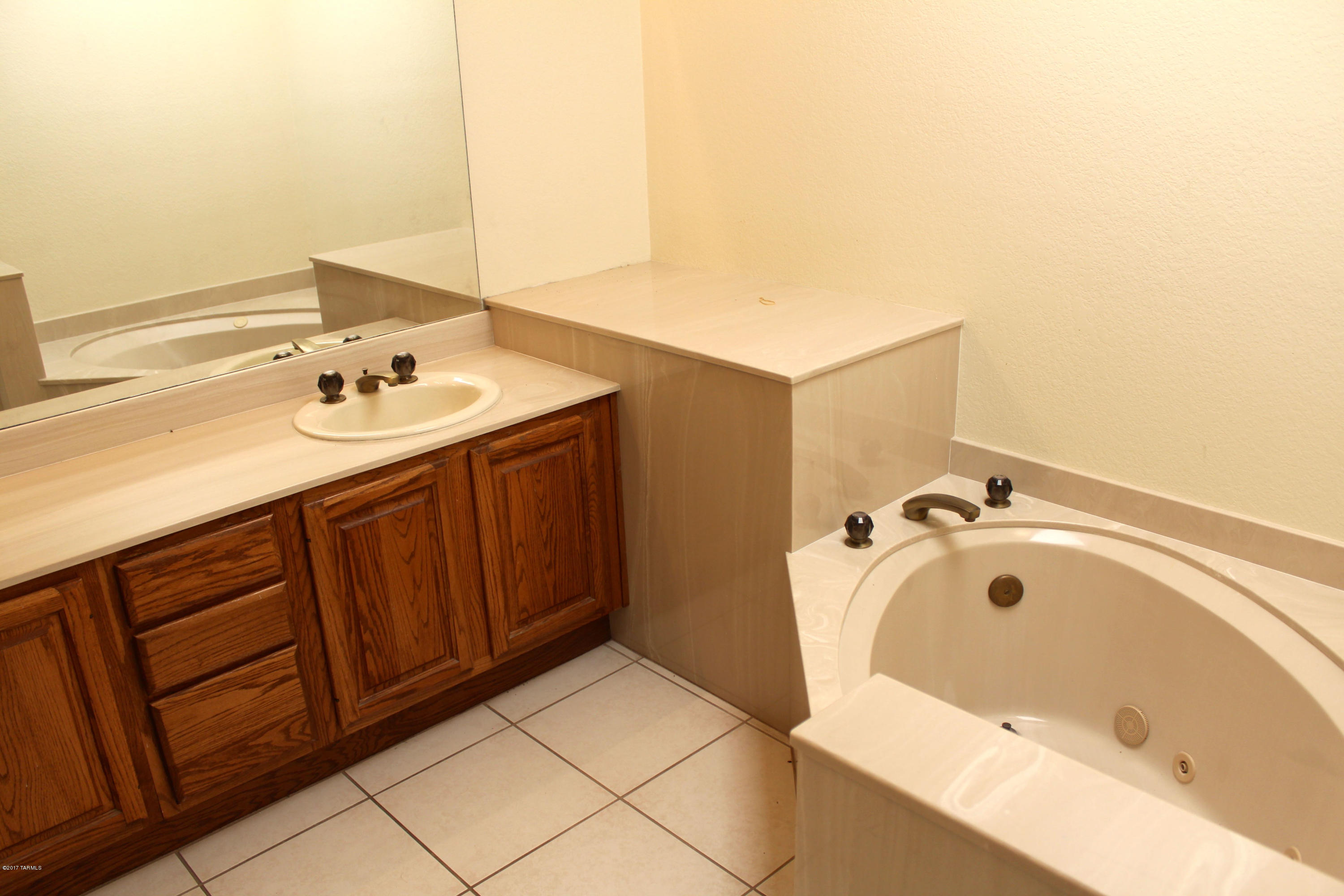 Riverbend Sabino Canyon Rd Amd - Residential