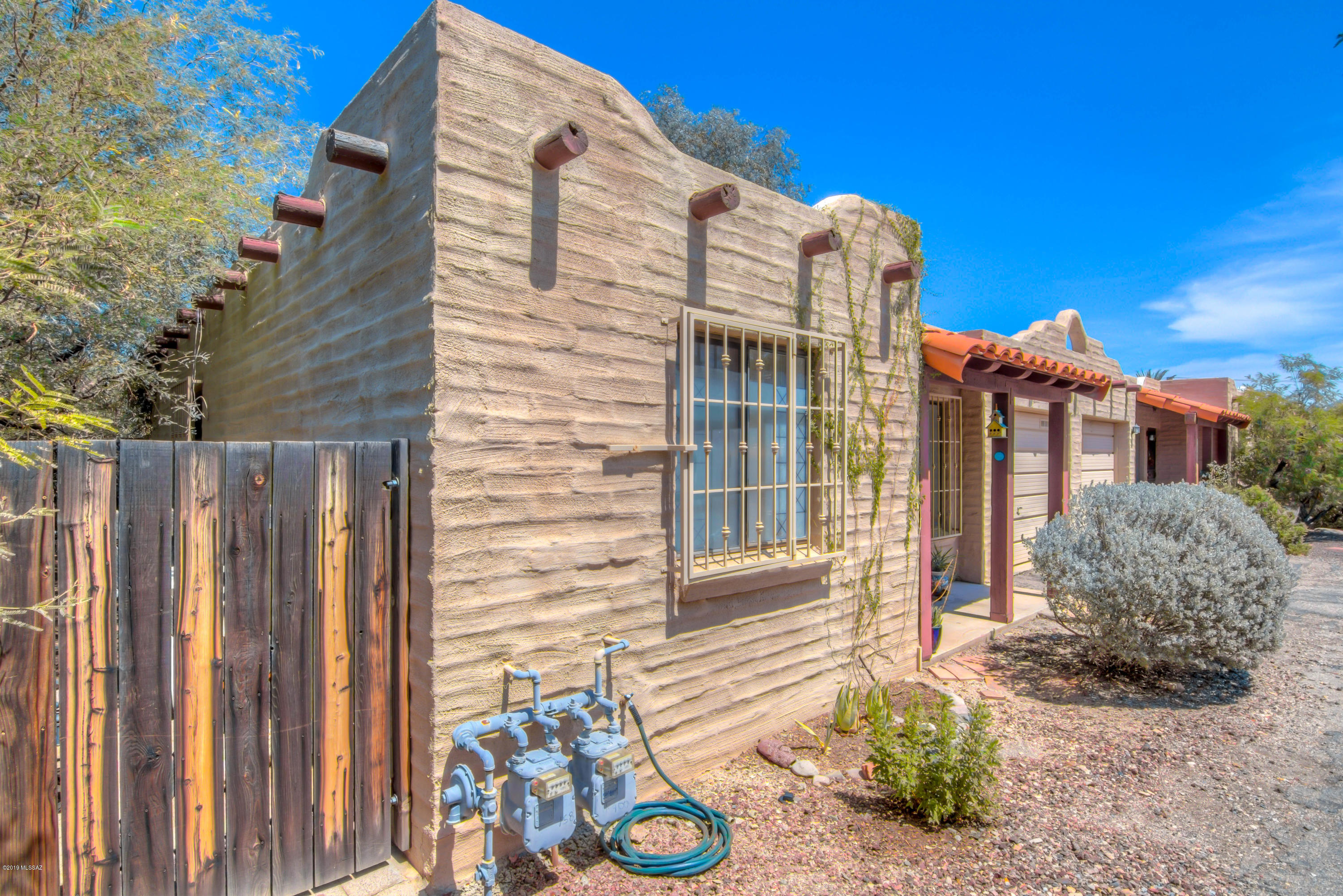 Fort Mesquite Condos (1-16) - Residential