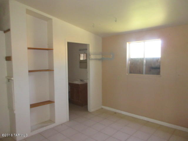 Unsubdivided - Residential