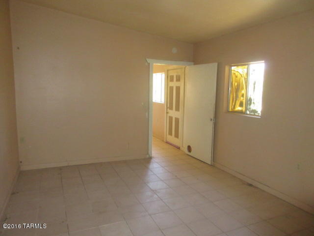 Unsubdivided - Residential