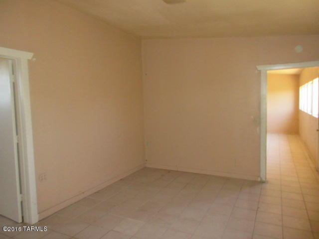 Unsubdivided - Residential