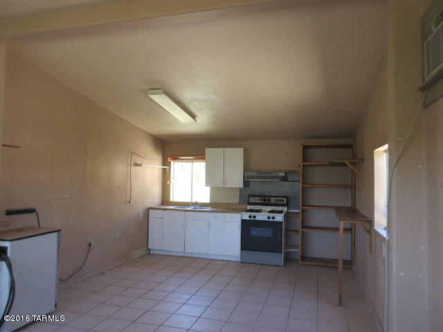 Unsubdivided - Residential