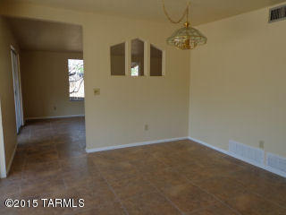 Carriage Hill NO. 4 (433-524) - Residential Lease