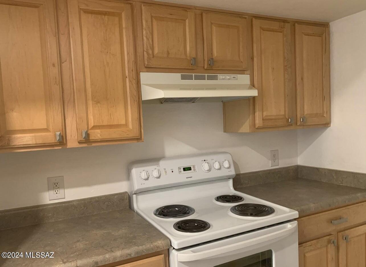 Sierra Madre Condos - Residential Lease
