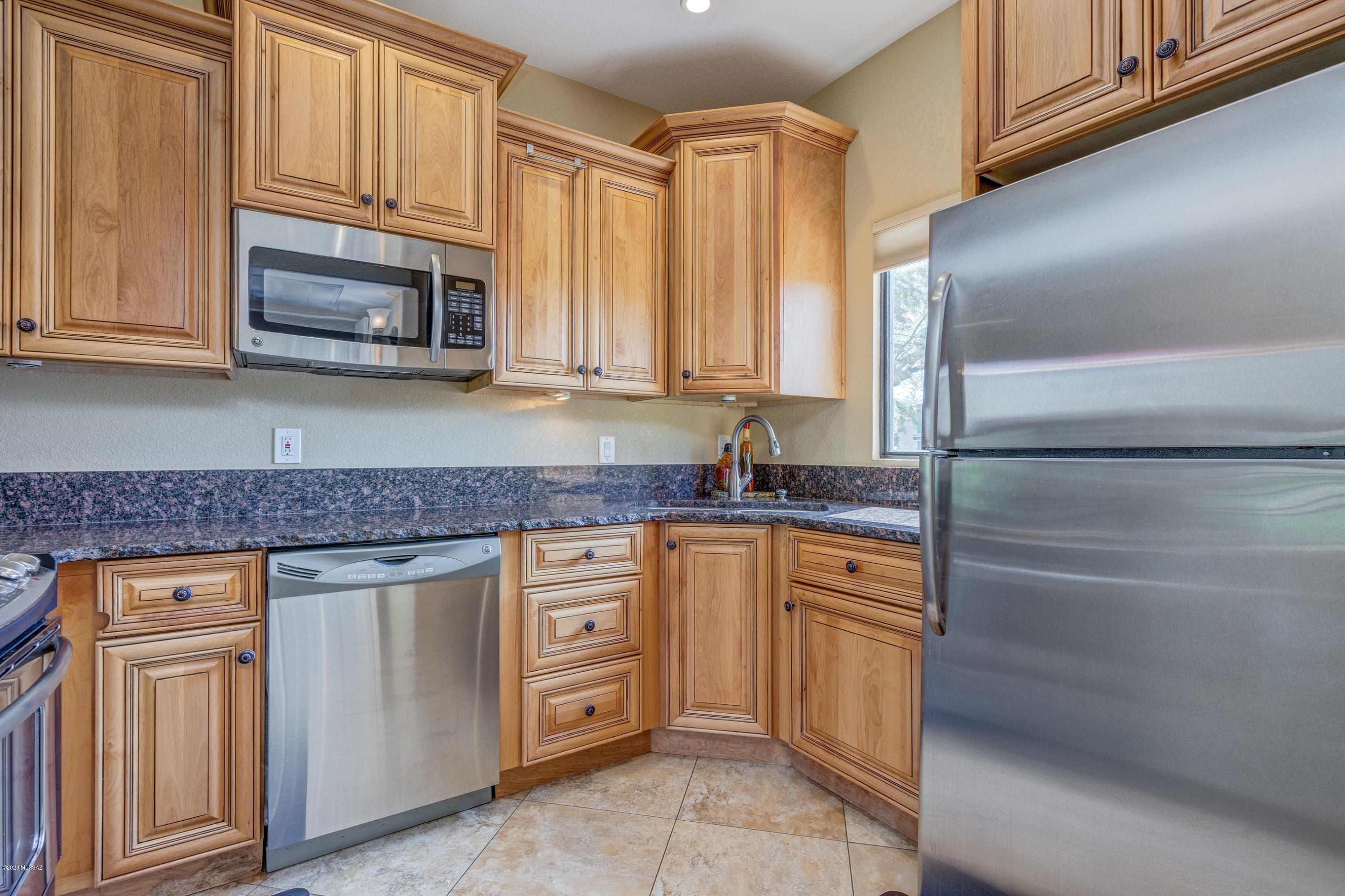 Greens at Ventana Canyon - Residential